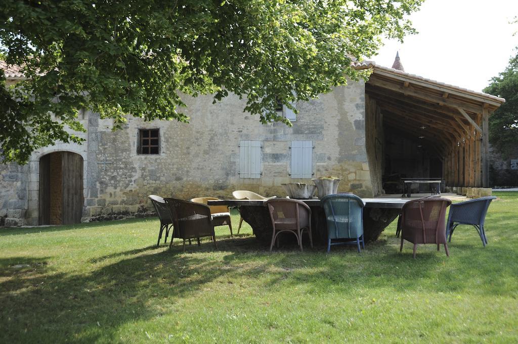 Bed and Breakfast Chateau De Lerse Perignac  Экстерьер фото