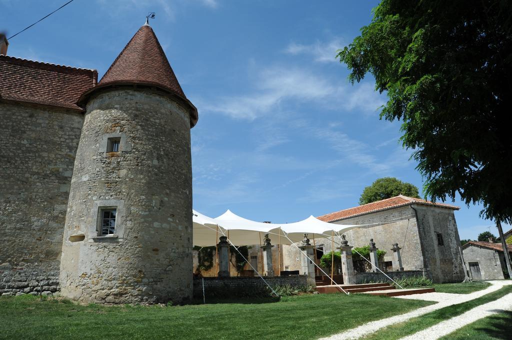 Bed and Breakfast Chateau De Lerse Perignac  Экстерьер фото